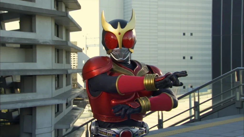 Kamen Rider Kuuga in a dynamic pose, showcasing the detailed armor and iconic red eyes. This image captures the essence of Kuuga’s transformation (henshin) and readiness for battle in an urban setting.